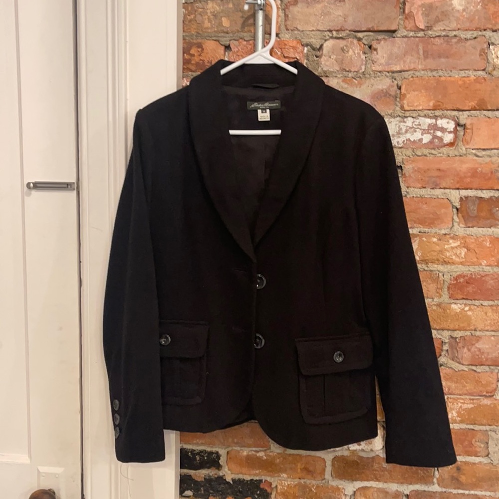 Eddie Bauer women’s size 14 black classic wool blazer
